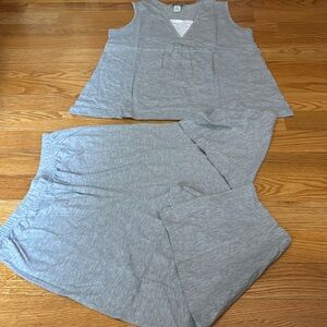Metropolitan Women’s Grey Pajama Set